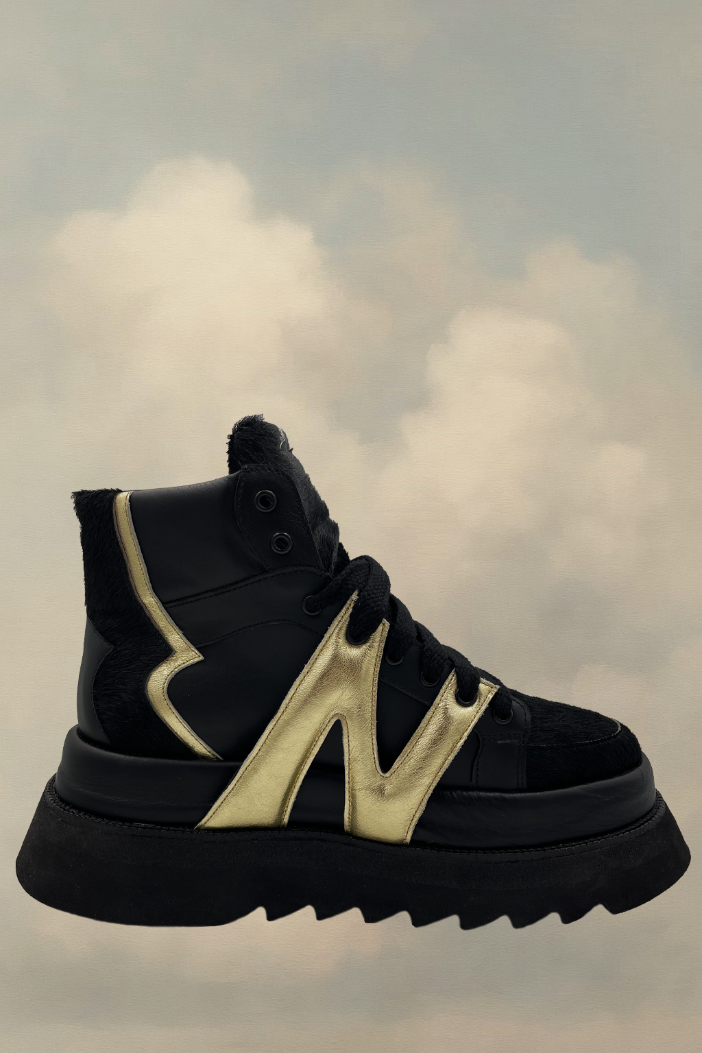 Magna Natura "Ebony Gold"