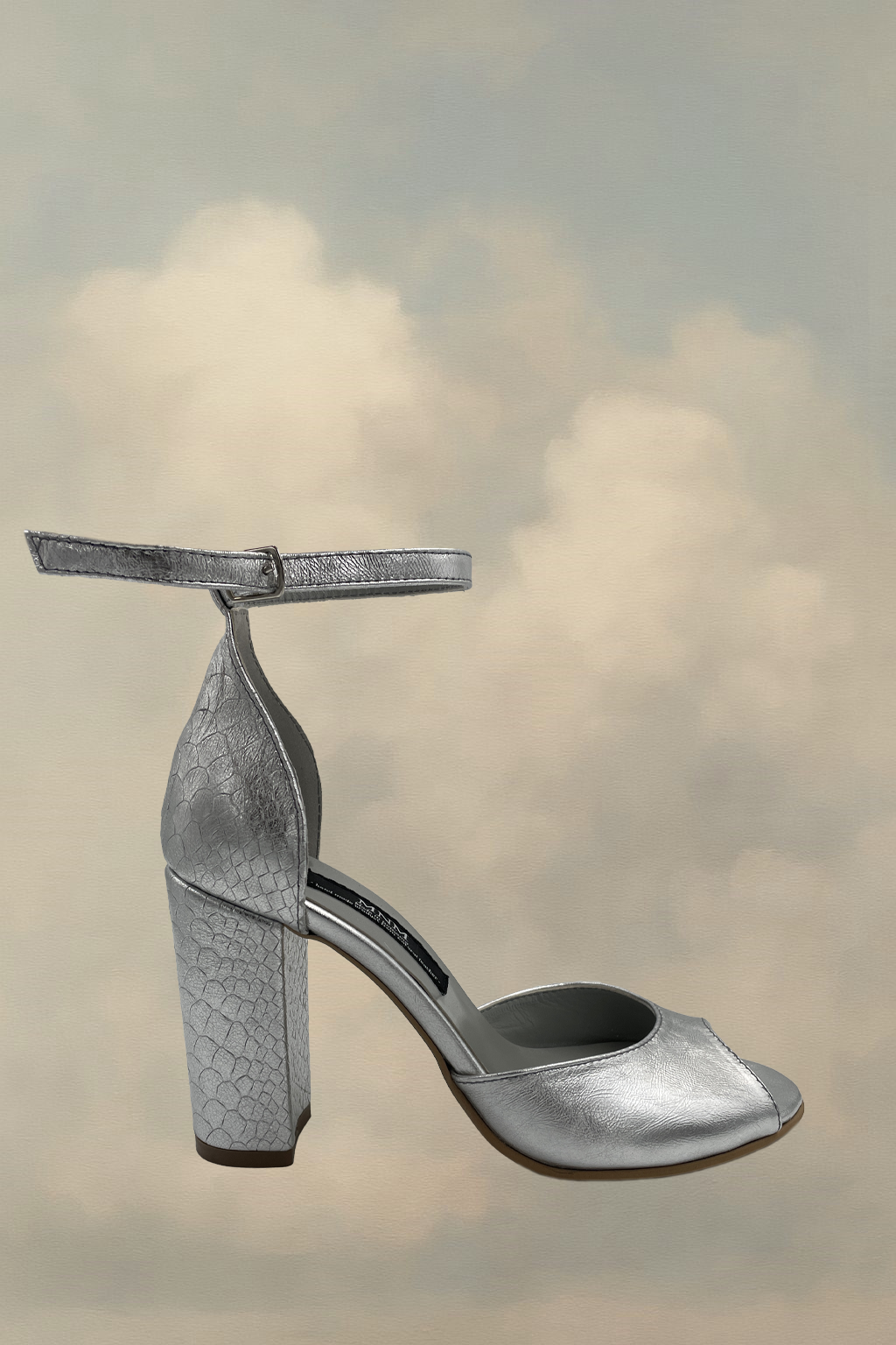 Midnight Keep "Silver"